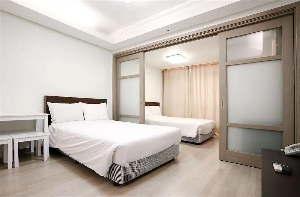 Stay7 Mapo Residence Seoul 2*,  South Korea